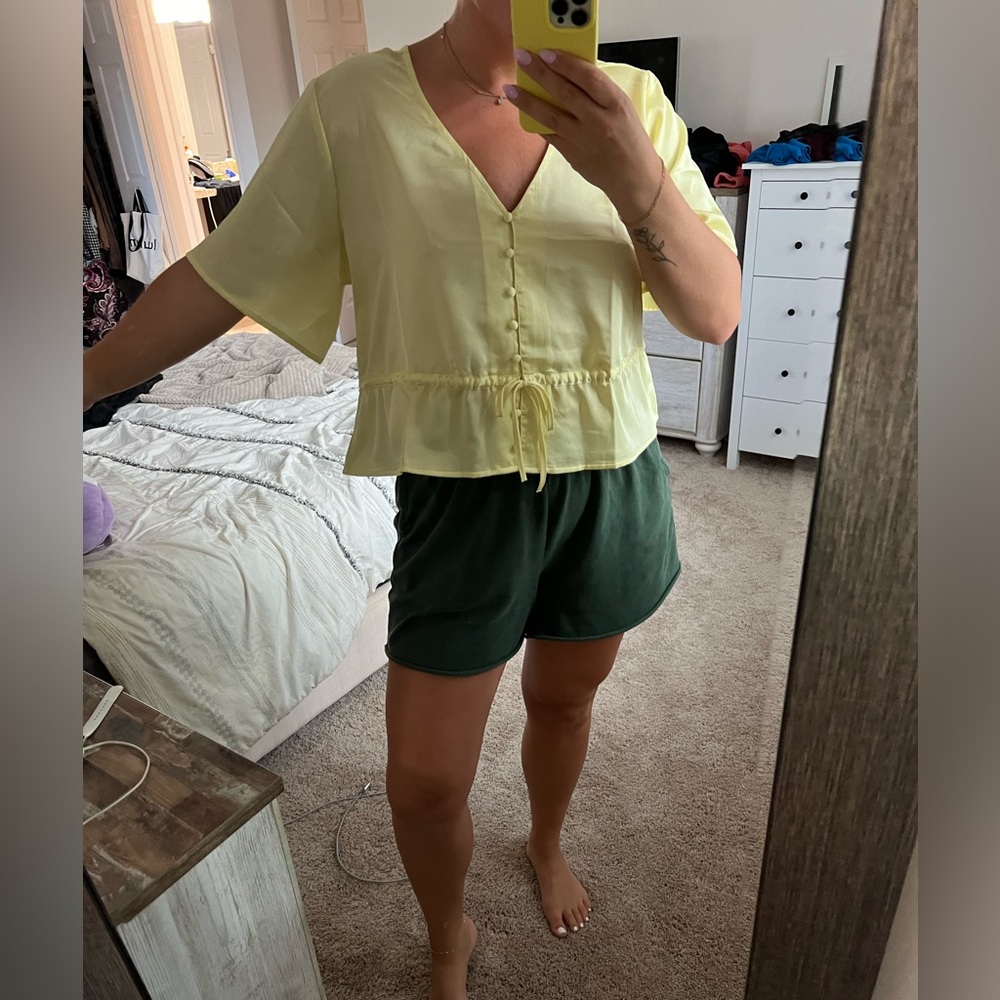 BNWT Levi’s Blouse
